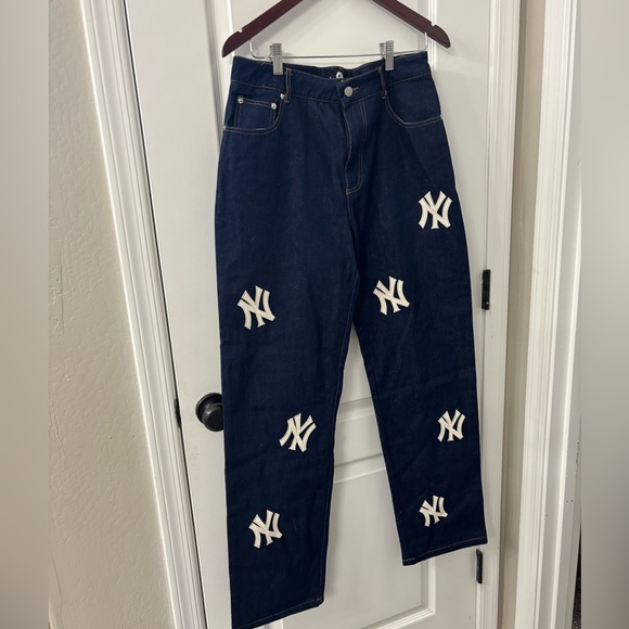 Abstract By Jules New York Yankees Navy Logo Patch Men's Jeans - Picture 4 of 11